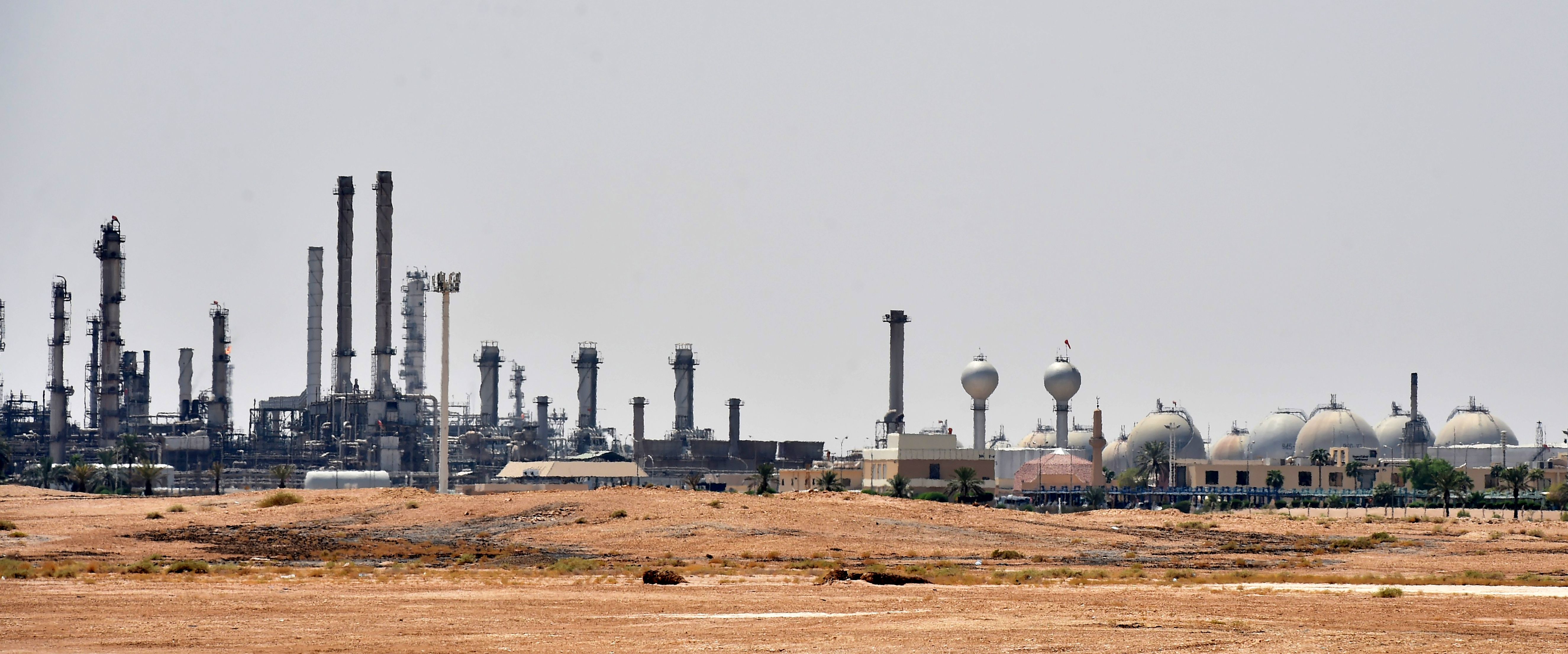What are the issues regarding the Saber certification consultation in Saudi Arabia?